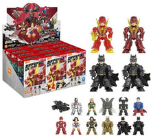 Load image into Gallery viewer, Blokees - DC Comics Defender Version - 02: Justice League 12ct Model Kits