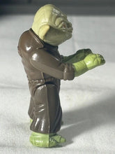 Load image into Gallery viewer, Vintage Kenner Star Wars Master Yoda w/Belt Action Figure LFL80 HK ESB