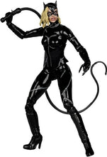Load image into Gallery viewer, DC Multiverse Battle Damaged Catwoman Batman Returns 7" Figure Deluxe Theatrical