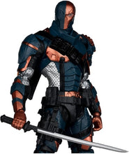 Load image into Gallery viewer, McFarlane Toys - DC Multiverse - Deathstroke (Arkham Origins) 7" Action Figure