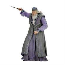 Load image into Gallery viewer, NECA - Harry Potter - Legacy Collection Albus Dumbledore 7" Scale Action Figure