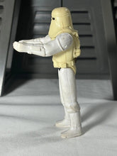 Load image into Gallery viewer, Vintage Kenner Star Wars Stormtrooper Hoth Action Figure LFL80 HK ESB