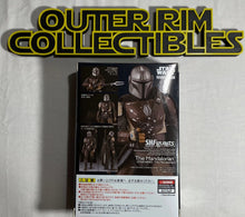 Load image into Gallery viewer, Bandai S.H. Figuarts STAR WARS The Mandalorian Action Figure NIB**IN STOCK
