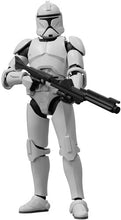 Load image into Gallery viewer, Blokees Star Wars Champion Class 07 Clone Trooper AOTC Episode 2 Model KIt
