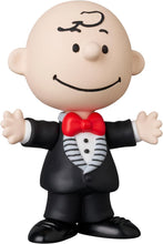 Load image into Gallery viewer, Peanuts UDF Ultra Detailed Series 17 Tuxedo Charlie Brown Figure Statue
