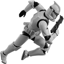 Load image into Gallery viewer, Blokees Star Wars Champion Class 07 Clone Trooper AOTC Episode 2 Model KIt

