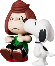 Load image into Gallery viewer, Peanuts UDF Ultra Detailed Series 17 Peppermint Patty &amp; Snoopy Figure Statue
