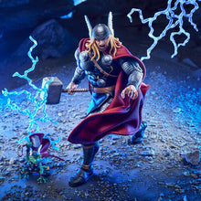 Load image into Gallery viewer, Thor - Marvel Legends: Maximum Series - Thor Deluxe Action Figure
