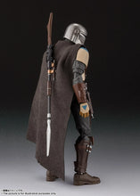 Load image into Gallery viewer, Bandai S.H. Figuarts STAR WARS The Mandalorian Action Figure NIB**IN STOCK
