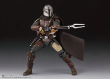 Load image into Gallery viewer, Bandai S.H. Figuarts STAR WARS The Mandalorian Action Figure NIB**IN STOCK
