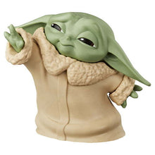 Load image into Gallery viewer, Star Wars The Bounty Collection The Child Baby Yoda Force Moment Exclusive
