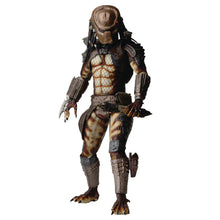 Load image into Gallery viewer, Predator 2 City Hunter Predator w/LED Lights1:4 Scale Action Figure
