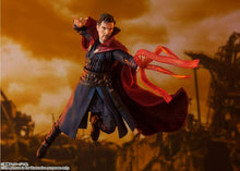 Load image into Gallery viewer, Avengers Infinity War Doctor Strange Battle on Titan Edition S.H.Figuarts Action Figure - Bandai
